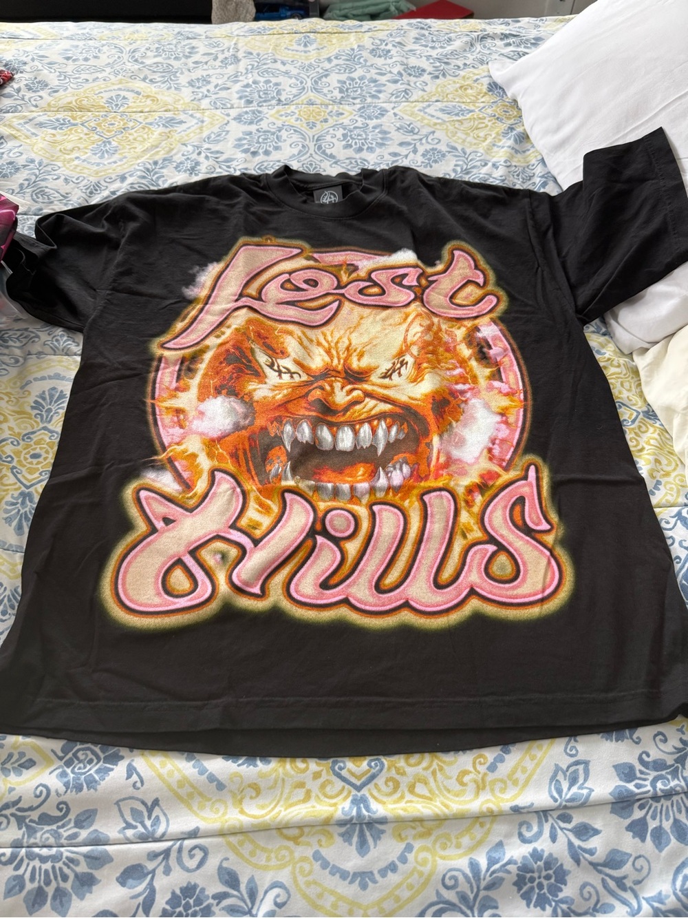Lost Hills Men’s Black Graphic Short Sleeve Tee